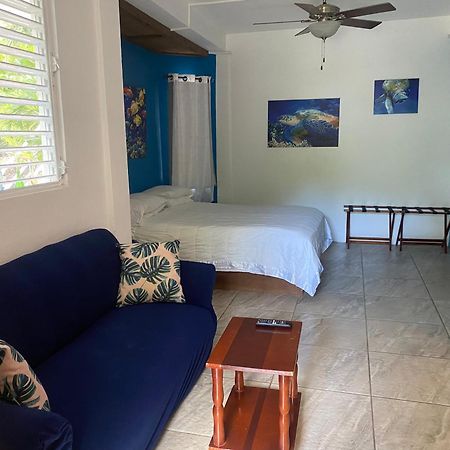 Jaguar Morning Star Hotel Caye Caulker Ngoại thất bức ảnh
