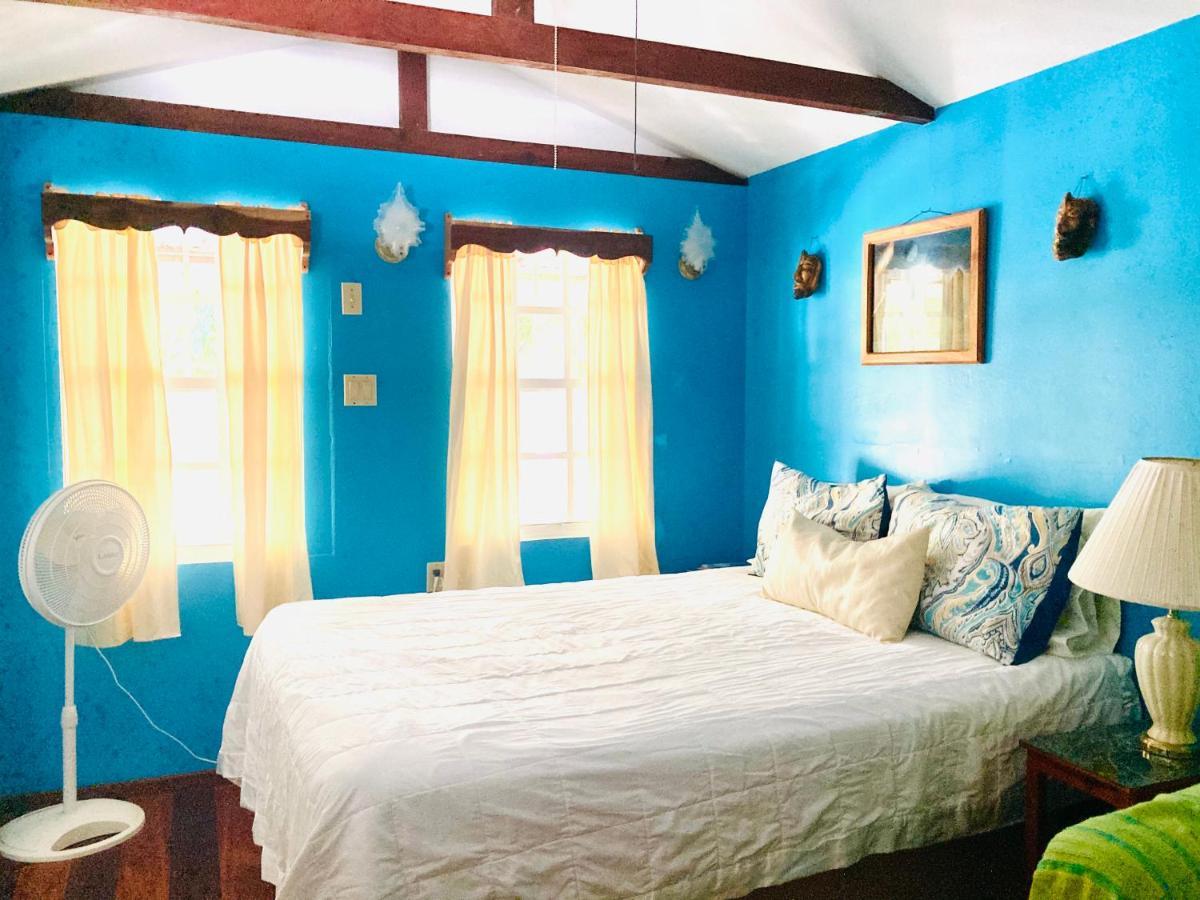 Jaguar Morning Star Hotel Caye Caulker Ngoại thất bức ảnh