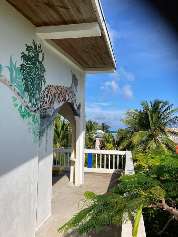 Jaguar Morning Star Hotel Caye Caulker Ngoại thất bức ảnh